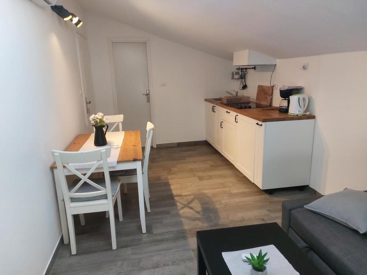 Apartmani Popovic Пореч Екстер'єр фото